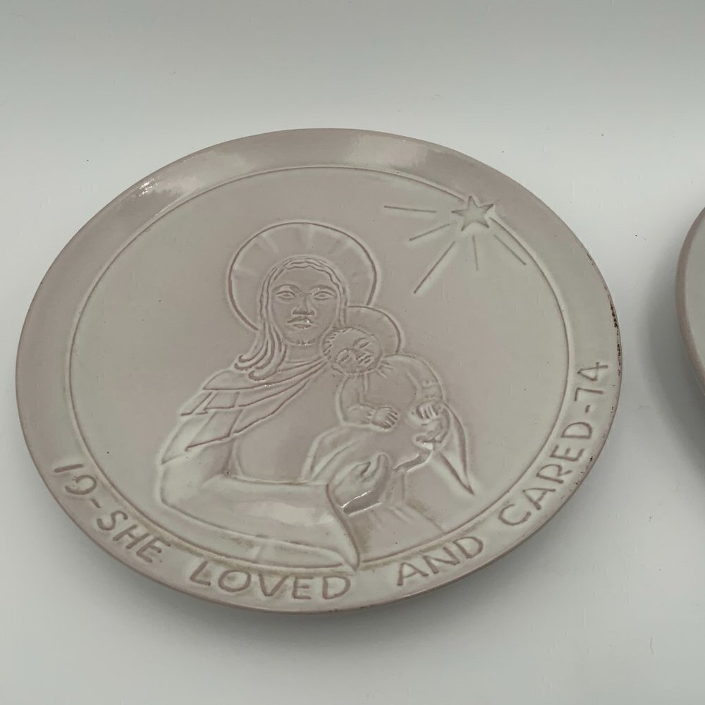 2 Signed Frankoma Christmas Plate Collection 1974 & 1969 Mother Mary & Jesus - Picture 2 of 8